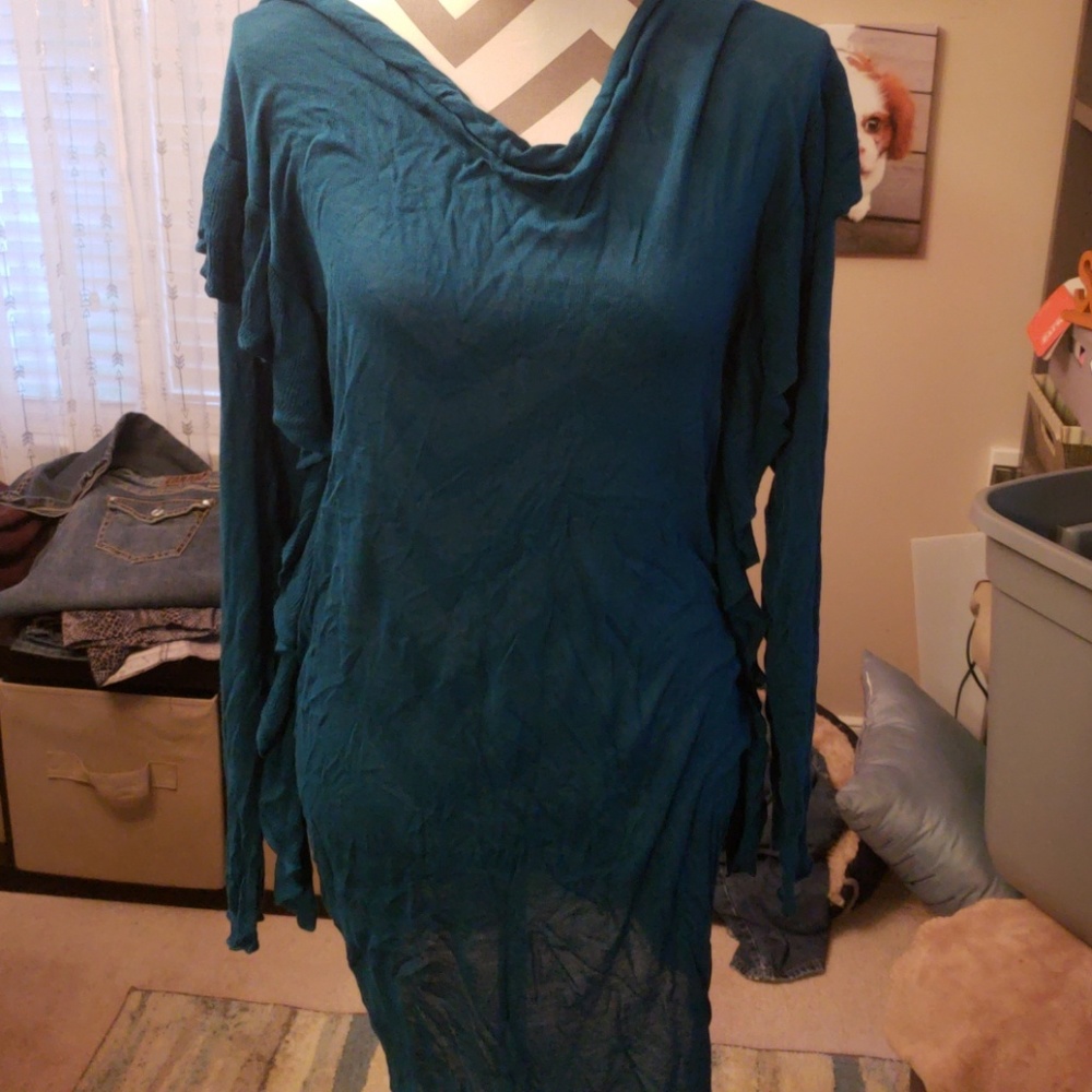 Sweater - Picture 3 of 4